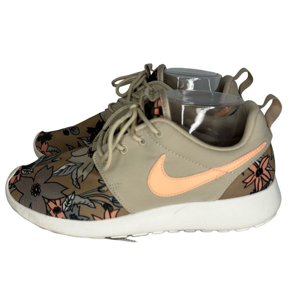 Nike Roshe One Tan/Orange Tropical Floral Print Shoes Womens Size 8 Coconut Boho